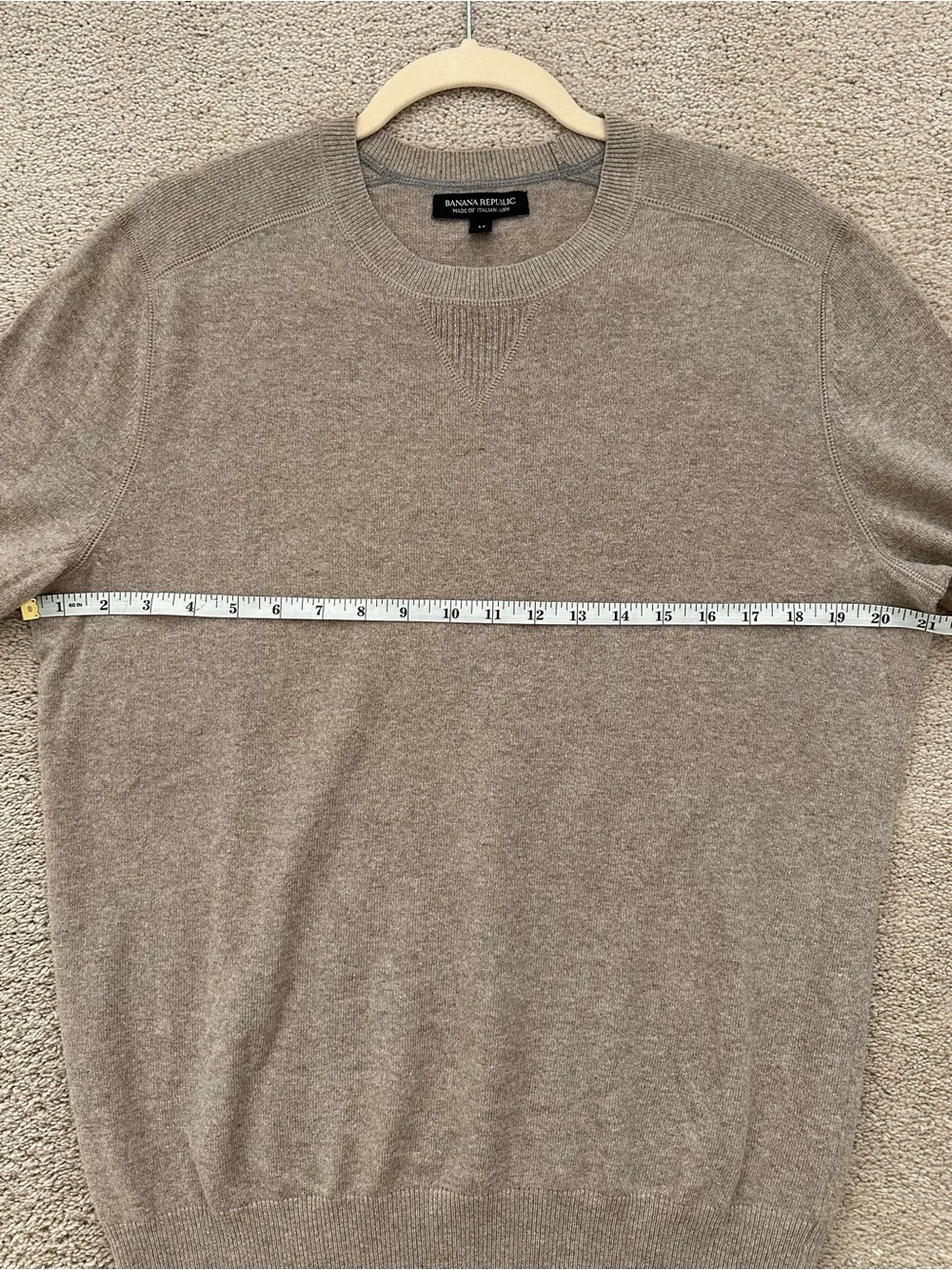 Banana Republic Merino Wool Fall Italian Yarn Heathered Taupe Crewneck Sweater